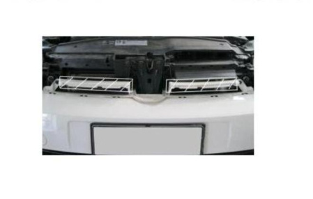 Решетка радиатора VW Golf VI