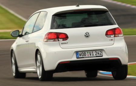 Бампер задний VW Golf VI, Golf VI GTI в стиле R-Line для автомобилей с системой парктроник со сдвоенным глушителем слева