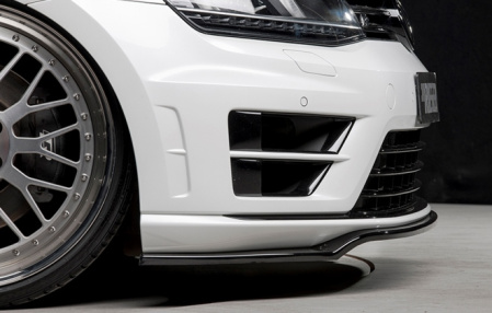 Накладка на бампер передний VW Golf VII R черный глянцевый