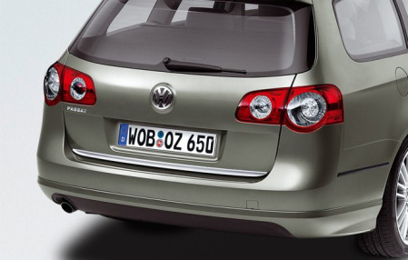Накладка на бампер задний VW Passat (B6) 2005-2010 Variant с вырезами для глушителя слева