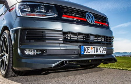 Решетка радиатора VW California (T6) 2016-н.в., Caravelle (T6) 2016-н.в., Multivan (T6) 2016-н.в., Transporter (T6) 2016-н.в. (накладка)
