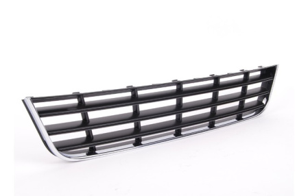 Решетка бампера VW Passat (B6) 2005-2010 черная с хромом нижняя