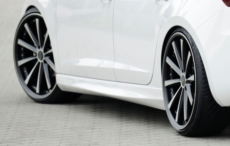 Комплект обвеса VW Golf VII от компании Rieger