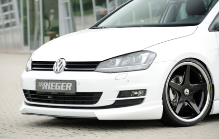 Накладка на бампер передний VW Golf VII с дополнительными вентиляционными отверстиями