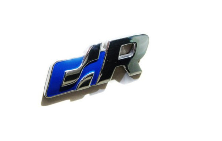 Эмблема R-Line литера "R" на голубом фоне
