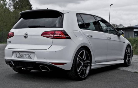 Накладка на бампер задний VW Golf VII GTI в комплекте с глушителем