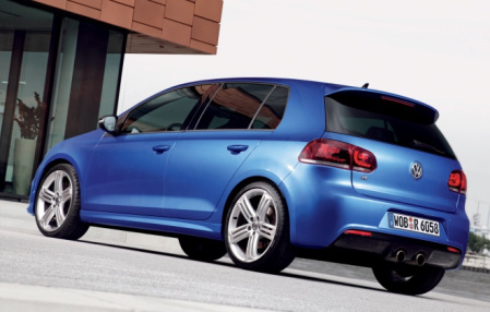 Бампер задний VW Golf VI, Golf VI GTI в стиле R-Line для автомобилей с системой парктроник с двойным глушителем по центру