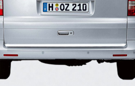 Накладка на крышку багажника VW California (T5) 2003-2009, California (T5) 2010-2015, Caravelle (T5) 2003-2009, Caravelle (T6) 2016-н.в., Multivan (T5) 2003-2009, Multivan (T5) 2010-2015, Multivan (T6) 2016-н.в., Transporter (T5) 2003-2009, Transporter (T