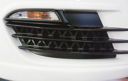Воздухозаборники в передний бампер VW Scirocco 2008-2014 черные глянцевые